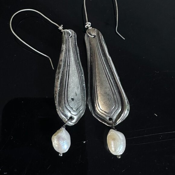 Genuine Pearls Antique Sterling Silver 925 Earrings Drop Dangle Repousse - Picture 3 of 9